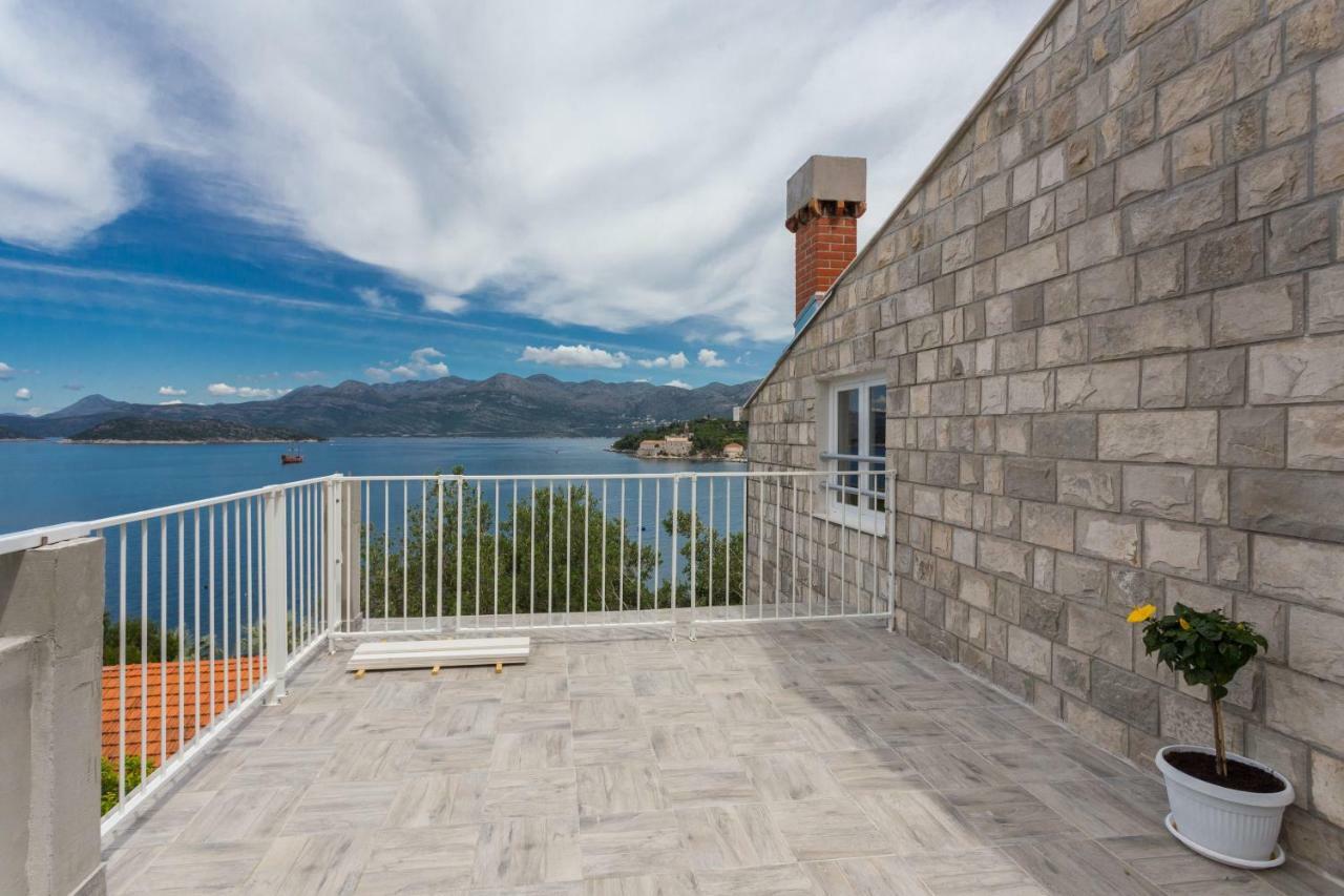 New Apartment With Terrace And Sea View Lopud ภายนอก รูปภาพ